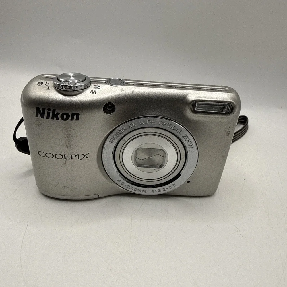 Nikon COOLPIX L27 16.1MP Digital Camera - Silver